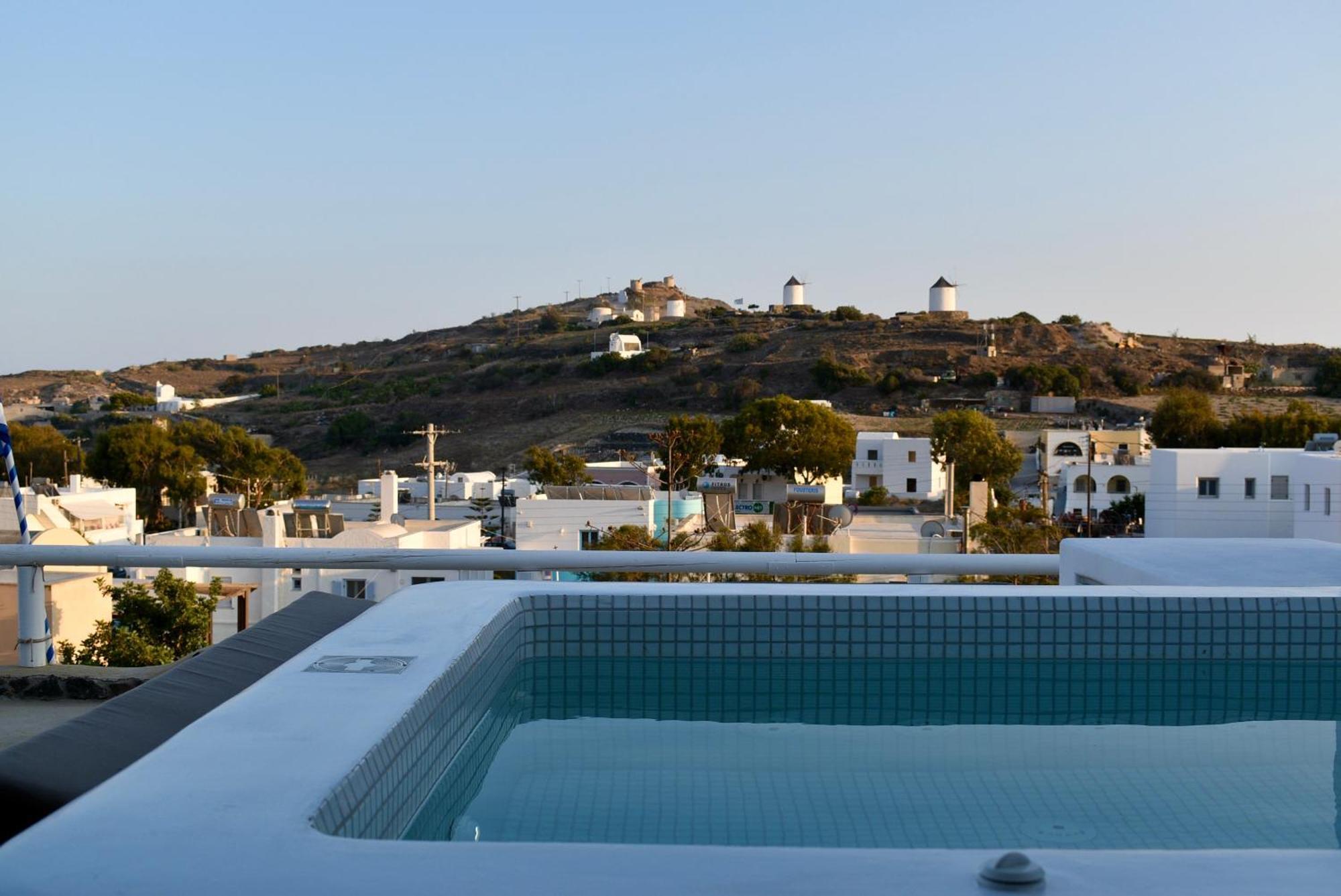 Shades Of White Villas Emporio  Exterior foto